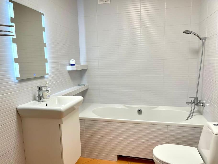 Green Bialoleka Fine Apartament Varsavia Esterno foto